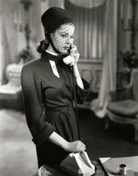 Lauren Bacall in The Big Sleep (1946).